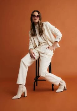 MEXX Bomberjas Crème Wit -Style Verkoop 1800x2600 women 23