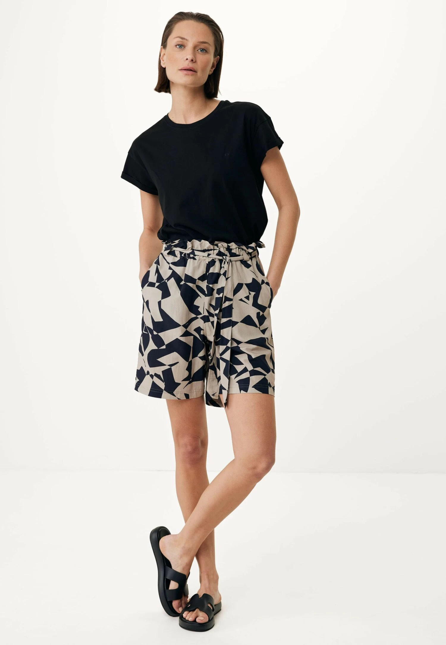 MEXX Paperbag Waist Shorts Beige 4 MEXX Paperbag Waist Shorts Beige - Afbeelding 2