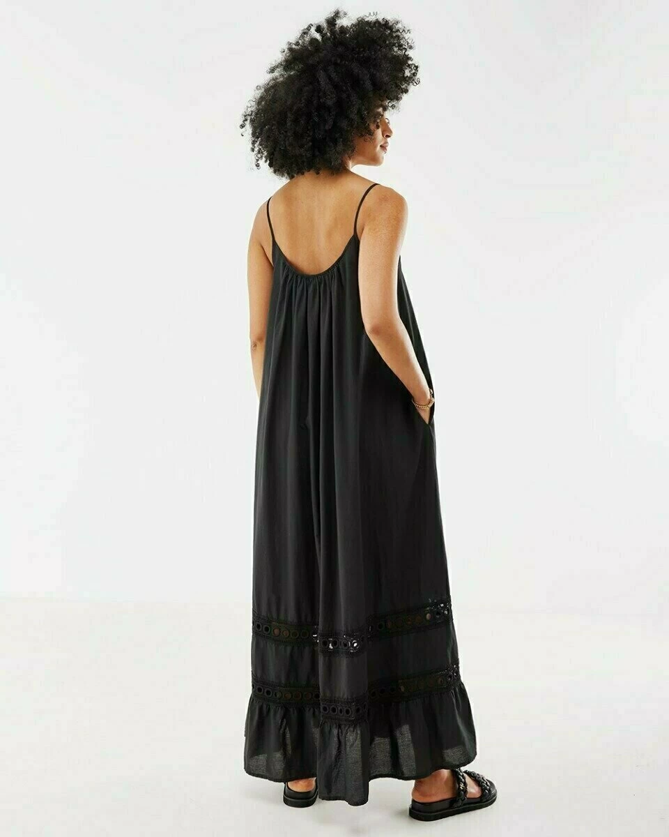 MEXX A-line Broidery Spaghetti Dress Black 5 MEXX A-line Broidery Spaghetti Dress Black - Afbeelding 3