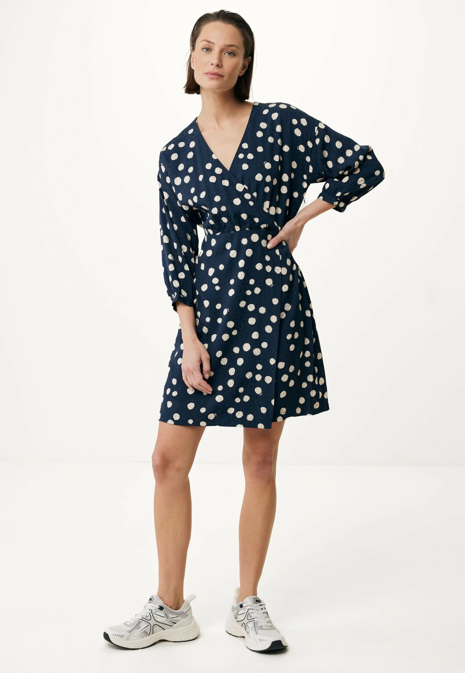 MEXX Geprinte Jurk Met Overslag Navy 6 MEXX Geprinte Jurk Met Overslag Navy - Afbeelding 4